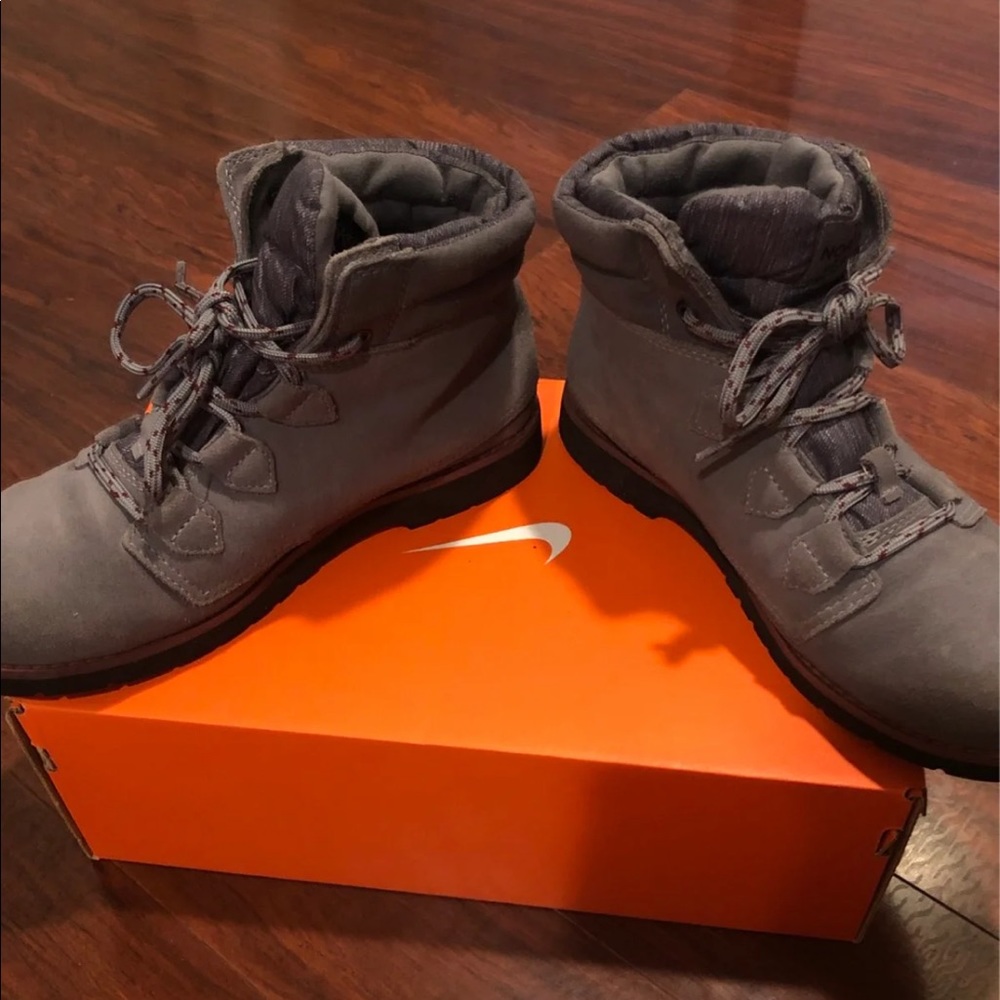 North face boots